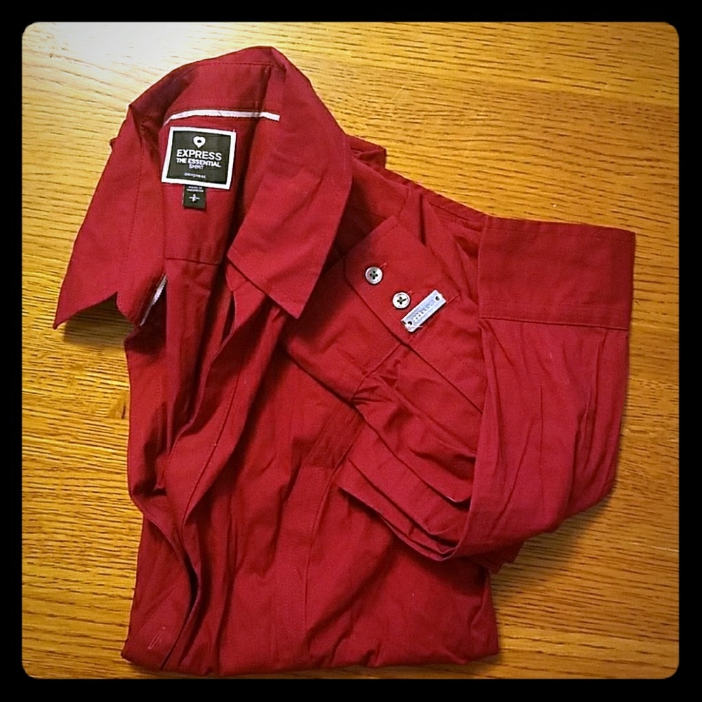 NWOT Express Essential Shirt